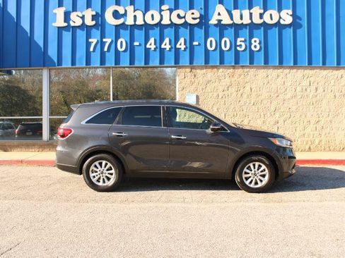 Used 2019 Kia Sorento FWD image 18