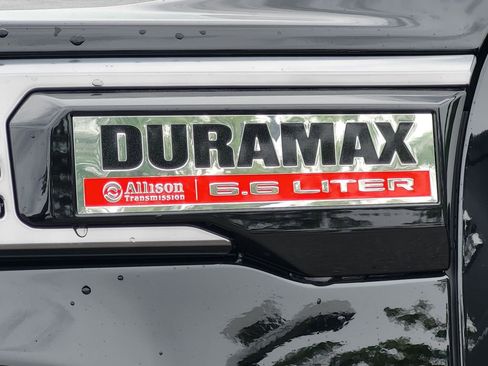 New 2025 GMC Sierra 3500 AT4 w/ Technology Package image 3