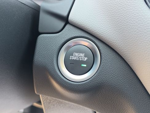 Used 2024 Chevrolet Equinox LS w/ LS Convenience Package FWD image 33