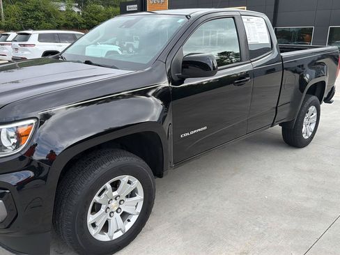 Used 2022 Chevrolet Colorado LT w/ Fleet Safety Package RWD image 7