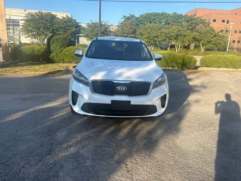 Used 2020 Kia Sorento FWD V6 image 6