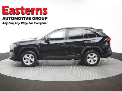 Used 2020 Toyota RAV4 LE AWD/4WD image 58