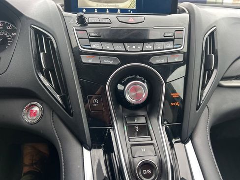 Used 2024 Acura RDX SH-AWD image 11