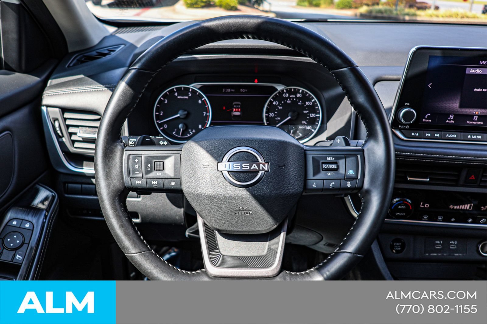 Used 2025 Nissan Rogue SV FWD image 23