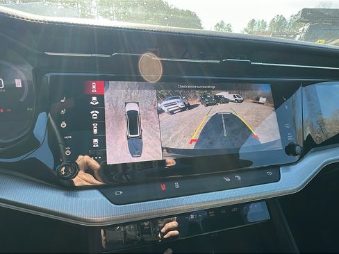 Used 2024 Jeep Wagoneer Launch Edition image 33