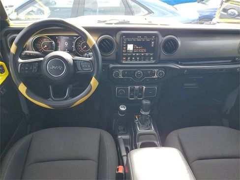 Used 2023 Jeep Wrangler Willys image 13