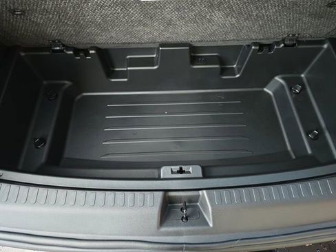 New 2026 Chevrolet Traverse RS FWD image 17