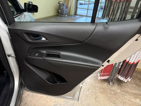 Used 2020 Chevrolet Equinox Premier image 19