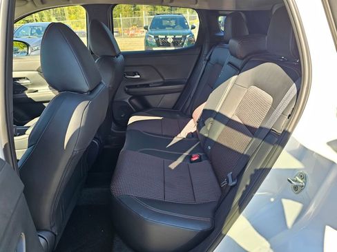 New 2026 Nissan Kicks SR w/ Cold Weather Package image 19