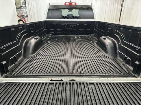 Used 2024 RAM 3500 Big Horn AWD/4WD image 23