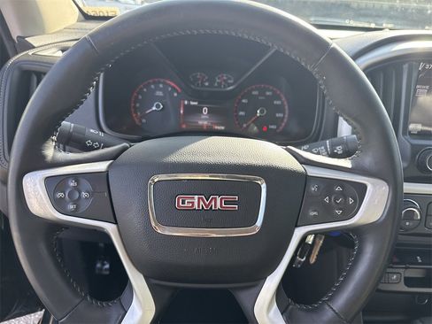 Used 2015 GMC Canyon SLT image 26
