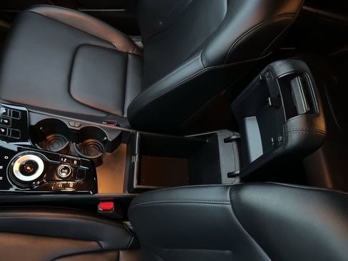 Used 2023 Kia Sportage EX image 34