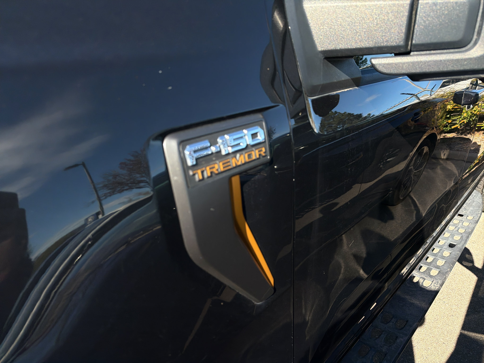 Used 2023 Ford F150 Tremor w/ Trailer Tow Package AWD/4WD image 4