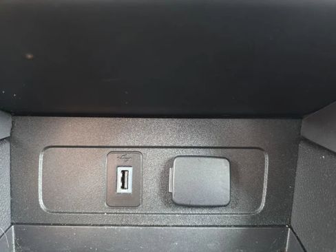 Used 2018 Ford Escape SE FWD image 28