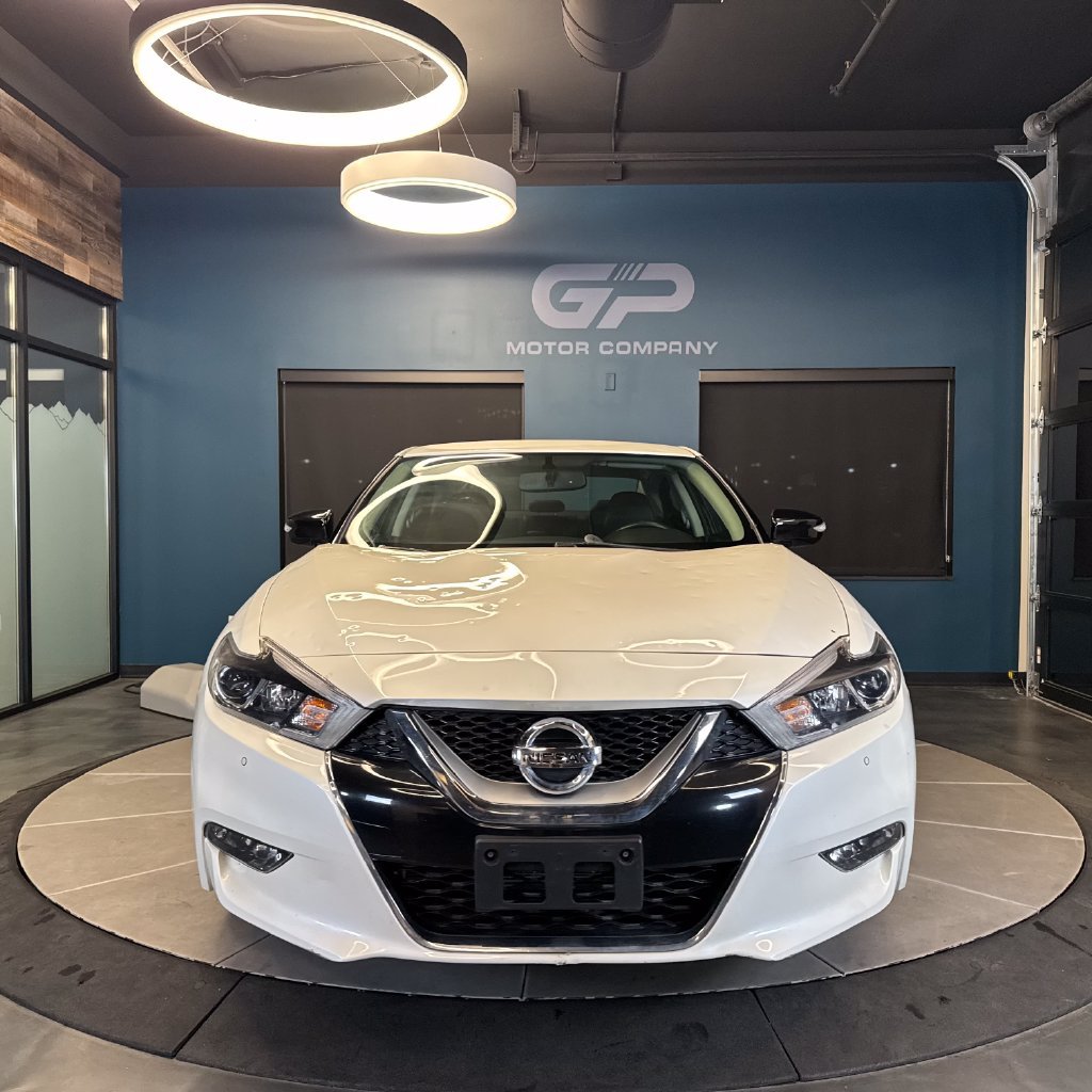 Used 2017 Nissan Maxima SR w/ Midnight Edition FWD image 8
