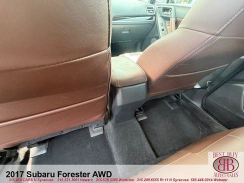 Used 2017 Subaru Forester 2.5i Touring AWD/4WD image 13