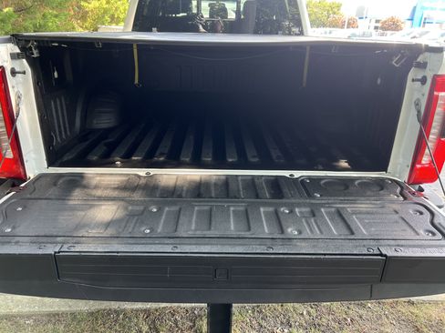 Used 2023 Ford F250 Lariat w/ Sport Appearance Package image 32