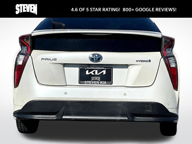 Used 2017 Toyota Prius Three Touring FWD image 5
