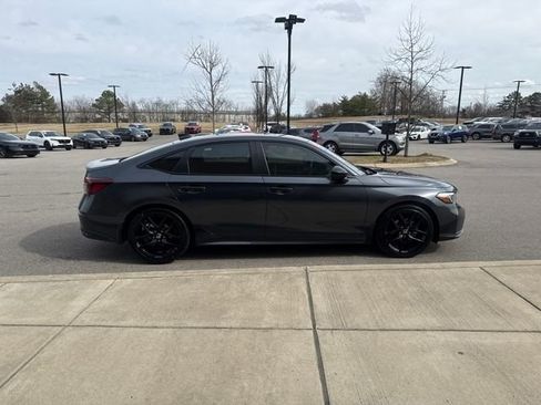 Certified 2025 Honda Civic Sport image 5