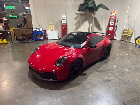 Used 2026 Porsche 911 GTS image 13