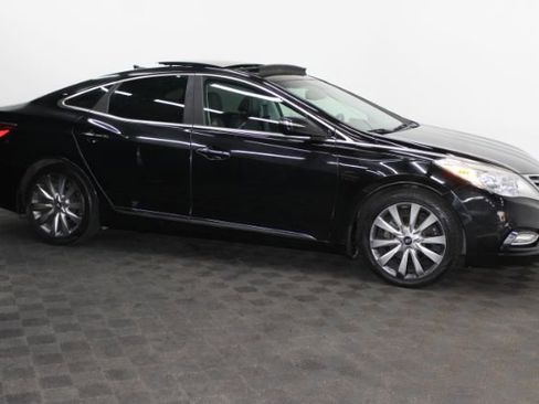 Used 2013 Hyundai Azera Limited w/ Technology Pkg image 3