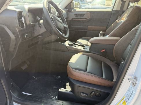 New 2026 Ford Bronco Sport Outer Banks w/ Outer Banks Tech Package+ AWD/4WD image 19