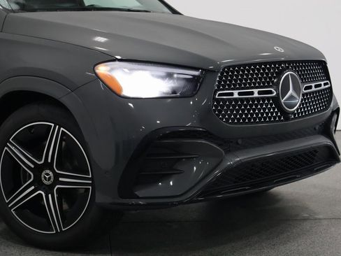 New 2026 Mercedes-Benz GLE 450 4MATIC image 3