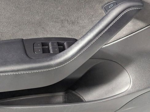 Used 2021 Tesla Model 3 Long Range image 15