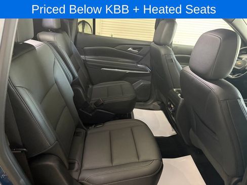 Used 2024 Chevrolet Traverse LT AWD/4WD image 22