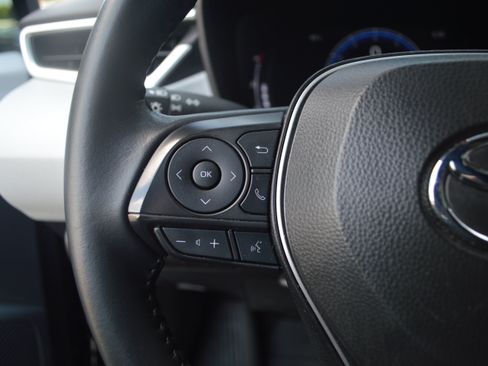Used 2025 Toyota Corolla FX w/ Convenience Package FWD image 15