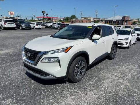 Used 2023 Nissan Rogue SV AWD/4WD image 5