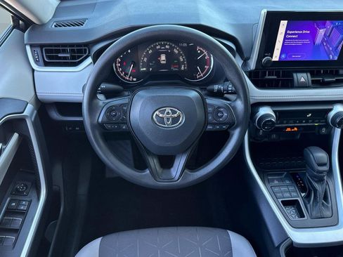 Certified 2025 Toyota RAV4 XLE w/ Convenience Package image 28