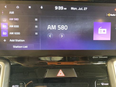 Used 2023 Kia Sorento EX w/ Panoramic Sunroof Package AWD/4WD image 25