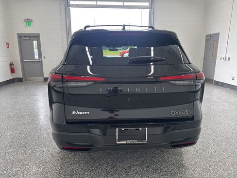 New 2026 INFINITI QX60 Sport image 3