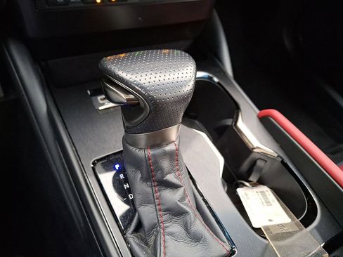 Used 2023 Lexus ES 300h F Sport image 12