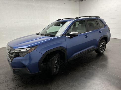Used 2026 Subaru Forester Premium AWD/4WD image 4