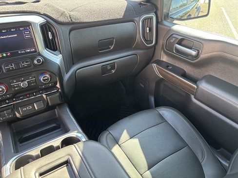 Used 2020 Chevrolet Silverado 1500 LT Trail Boss AWD/4WD image 35