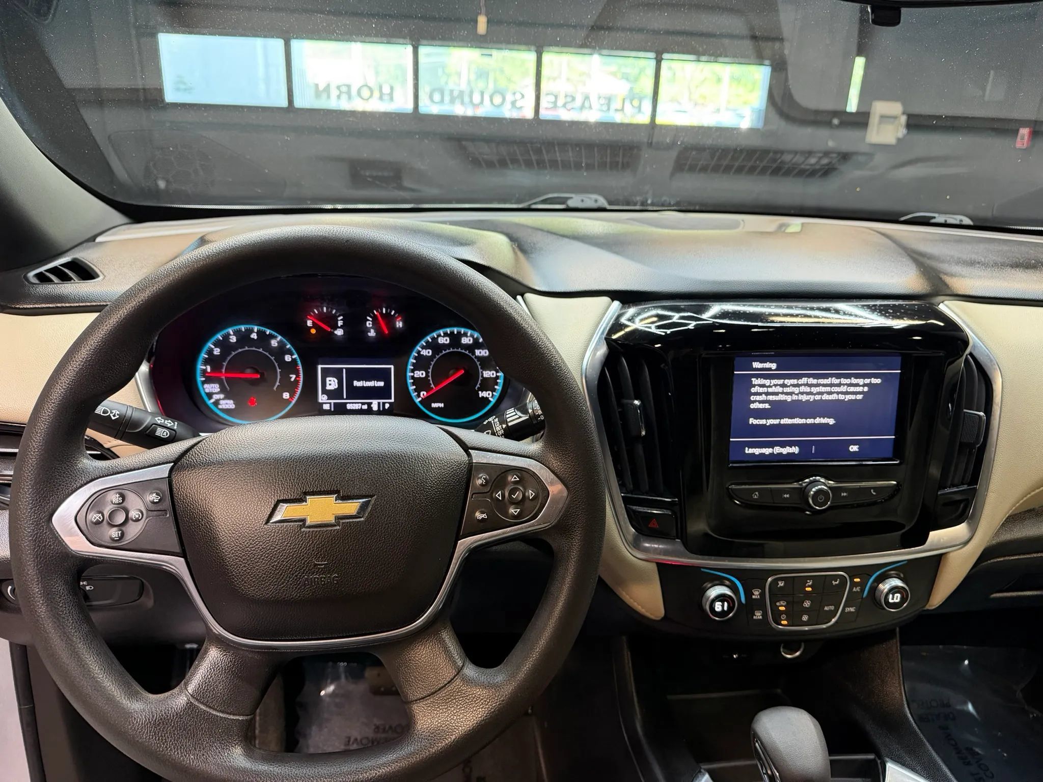 Used 2022 Chevrolet Traverse LS AWD/4WD image 13