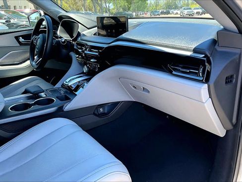 Used 2023 Acura MDX SH-AWD w/ Technology Package image 19