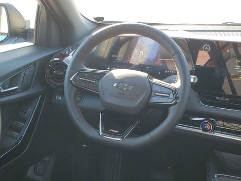 Used 2025 Chevrolet Equinox RS w/ Safety and Technology Package image 19