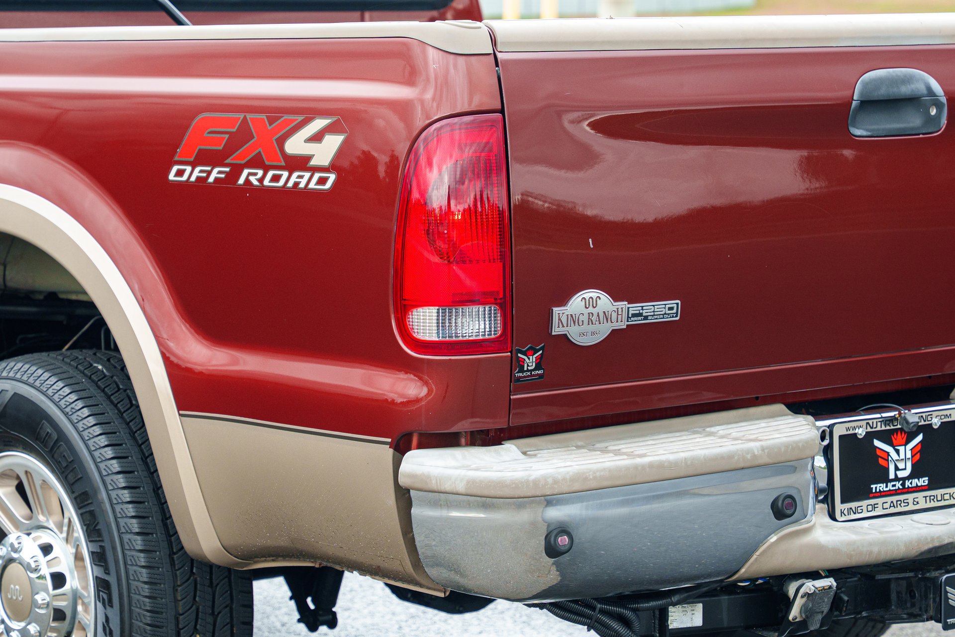 Used 2006 Ford F250 XL AWD/4WD image 25