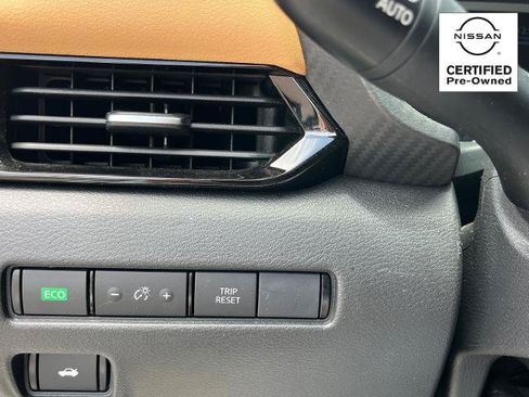 Certified 2025 Nissan Sentra SV w/ SV Premium Package FWD image 29