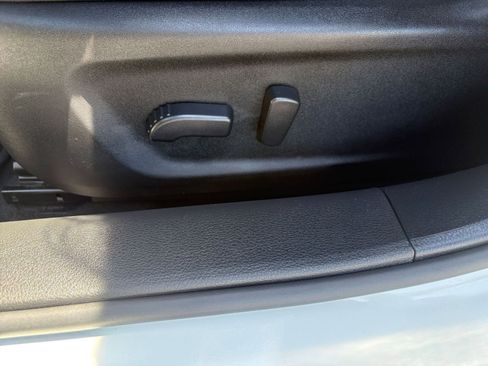 Used 2025 Nissan Altima 2.5 SV FWD image 22
