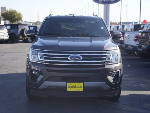 Certified 2021 Ford Expedition XLT image 3