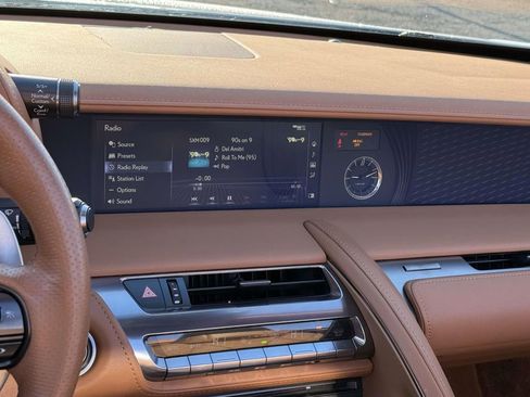 Used 2021 Lexus LC 500 Convertible image 11