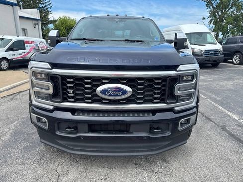 Used 2025 Ford F450 Platinum w/ Platinum Plus Package AWD/4WD image 9