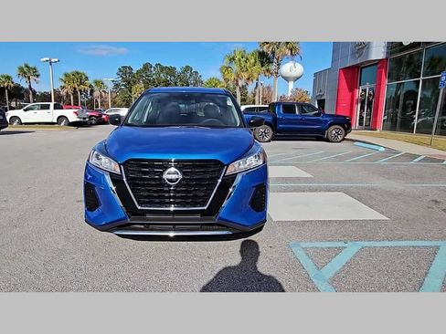 Used 2024 Nissan Kicks S image 21