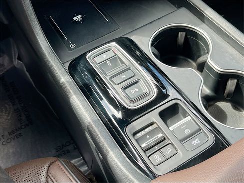 Used 2024 Honda Pilot Elite image 17