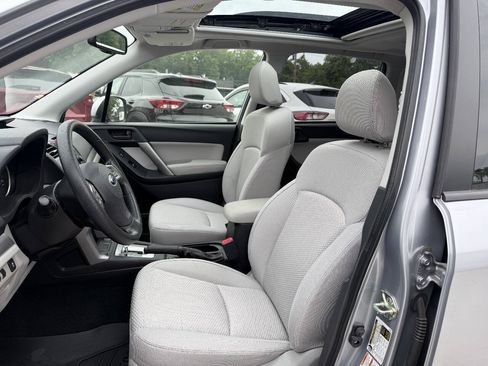 Used 2014 Subaru Forester 2.5i Premium w/ Popular Package #1 AWD/4WD image 15