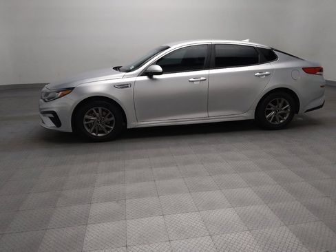 Used 2019 Kia Optima LX FWD image 2